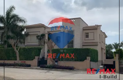 Villa - 4 Bedrooms - 4 Bathrooms for rent in Seasons Residence - Ext North Inves Area - New Cairo City - Cairo