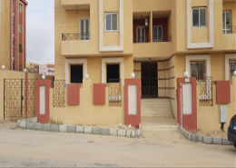 Apartment - 2 bedrooms - 1 bathroom for للبيع in 9th District - Obour City - Qalyubia