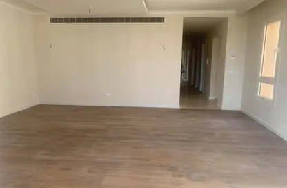 Apartment - 3 Bedrooms - 3 Bathrooms for sale in Pyramids Hills - Cairo Alexandria Desert Road - 6 October City - Giza