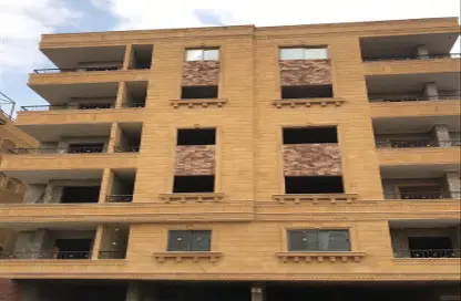 Apartment - 2 Bedrooms - 1 Bathroom for sale in Gate 3 - Menkaure - Hadayek El Ahram - Giza