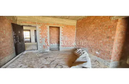 Penthouse - 4 Bedrooms - 3 Bathrooms for sale in Granda Life - El Shorouk Compounds - Shorouk City - Cairo