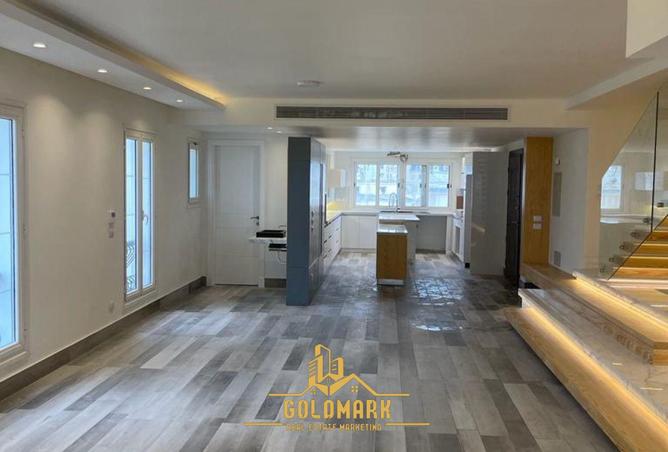 8063935 - Property Image 2