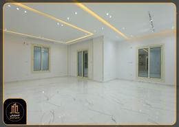 Apartment - 3 bedrooms - 3 bathrooms for للايجار in 5th District - Sheikh Zayed City - Giza
