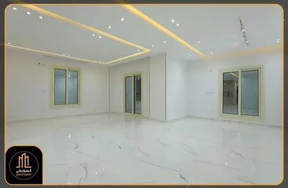 شقة - 3 غرف نوم - 3 حمامات للايجار في الحي الخامس - الشيخ زايد - الجيزة