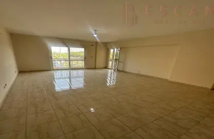 Apartment - 2 Bedrooms - 1 Bathroom for sale in El Rehab Extension - Al Rehab - New Cairo City - Cairo