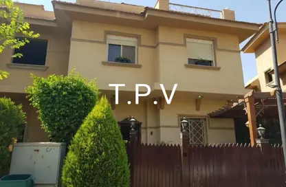 فيلا - 5 غرف نوم - 3 حمامات للبيع في مون فالي - المستثمرين الجنوبية - مدينة القاهرة الجديدة - القاهرة