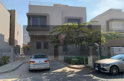 Villa - 6 Bedrooms - 4 Bathrooms for rent in Palm Hills Village Gate - South Investors Area - New Cairo City - Cairo