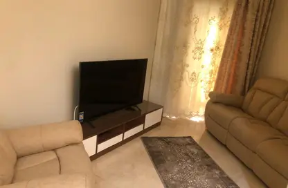 Apartment - 3 Bedrooms - 2 Bathrooms for sale in Heliopolis - Masr El Gedida - Cairo