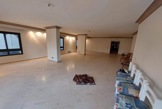 7967676 - Property Image 2