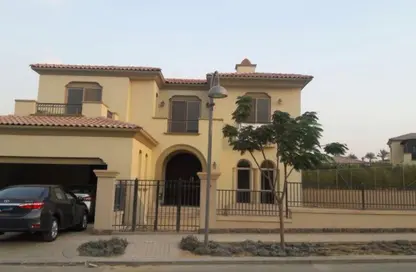 Villa - 4 Bedrooms - 4 Bathrooms for sale in Isadore - Uptown Cairo - Mokattam - Cairo