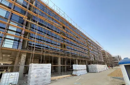 مساحات مكتبية - استوديو - 2 حمامات للايجار في ايست ماين القاهرة الجديدة - كمبوندات التجمع الخامس - التجمع الخامس - مدينة القاهرة الجديدة - القاهرة