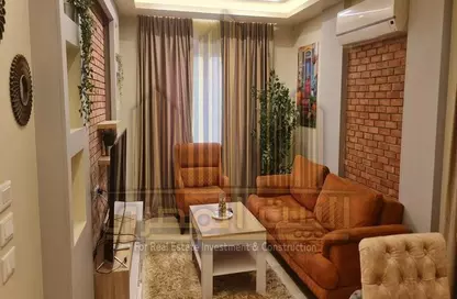 Apartment - 2 Bedrooms - 1 Bathroom for rent in Gobran Khalil Gobran St. - Rehab City First Phase - Al Rehab - New Cairo City - Cairo