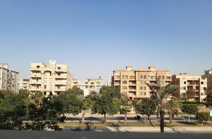 Apartment - 3 Bedrooms - 3 Bathrooms for sale in North Lotus - El Lotus - New Cairo City - Cairo