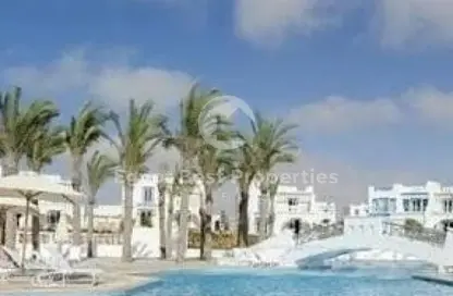شاليه - 2 غرف نوم - 2 حمامات للبيع في ماونتن فيو راس الحكمة - راس الحكمة - الساحل الشمالي