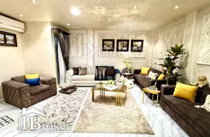 Apartment - 3 Bedrooms - 2 Bathrooms for sale in Abd Al Hameed El Deeb St. - Tharwat - Hay Sharq - Alexandria Apartment - 3 Bedrooms - 2 Bathrooms for sale in Abd Al Hameed El Deeb St. - Tharwat - Hay Sharq - Alexandria