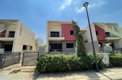 فيلا - 3 غرف نوم - 3 حمامات للبيع في پريڤادو - مدينتي - القاهرة