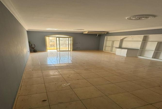 8004238 - Property Image 2