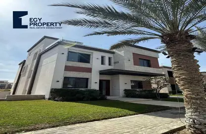Villa - 4 Bedrooms - 4 Bathrooms for sale in Azzar - 5th Settlement Compounds - The 5th Settlement - New Cairo City - Cairo