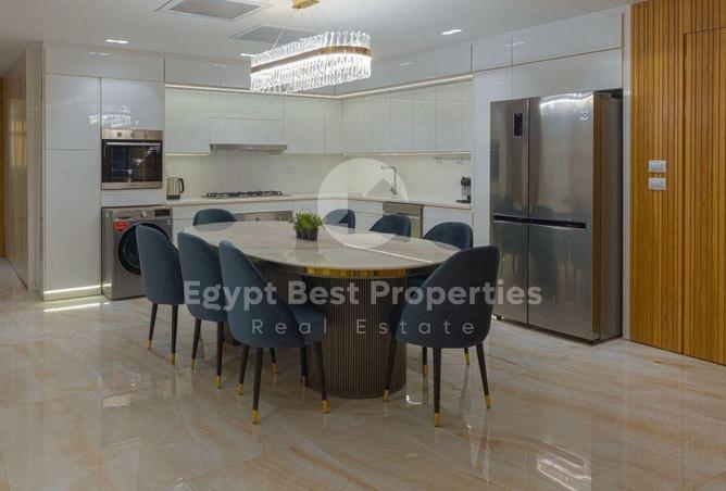 8078074 - Property Image 2
