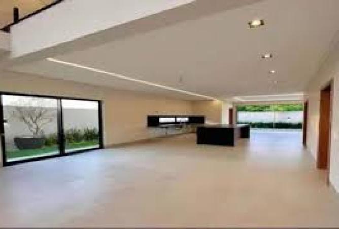 8021162 - Property Image 2