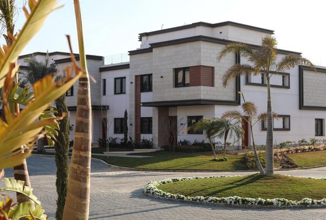 8233611 - Property Image 2