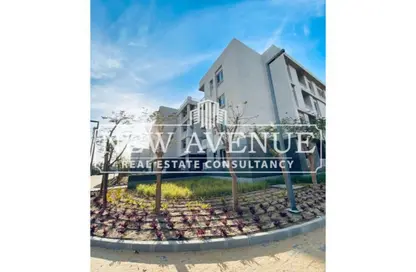 Apartment - 2 Bedrooms - 2 Bathrooms for sale in The Waterway View - 90 Street - The 5th Settlement - New Cairo City - Cairo