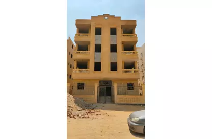 Full Floor - 2 Bedrooms - 1 Bathroom for sale in El Motamayez District - Badr City - Cairo