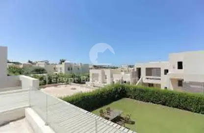 Chalet - 5 Bedrooms - 6 Bathrooms for sale in Hacienda White - Sidi Abdel Rahman - North Coast
