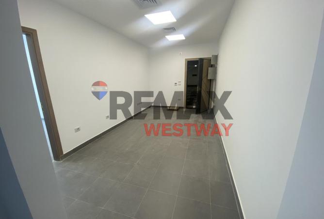 8373473 - Property Image 3