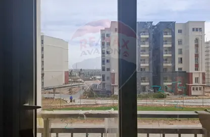 Apartment - 3 Bedrooms - 3 Bathrooms for sale in King Mariout - Hay Al Amereyah - Alexandria