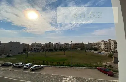 شقة - 3 غرف نوم - 2 حمامات للبيع في طريق بيفرلي هيلز - الحي السابع عشر - الشيخ زايد - الجيزة