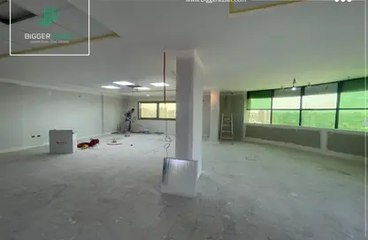 Office Space - Studio - 5 Bathrooms for rent in Al Laselky St. - El Laselky - New Maadi - Hay El Maadi - Cairo