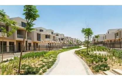 Townhouse - 3 Bedrooms - 3 Bathrooms for sale in Sodic East - 6th District - New Heliopolis - Cairo