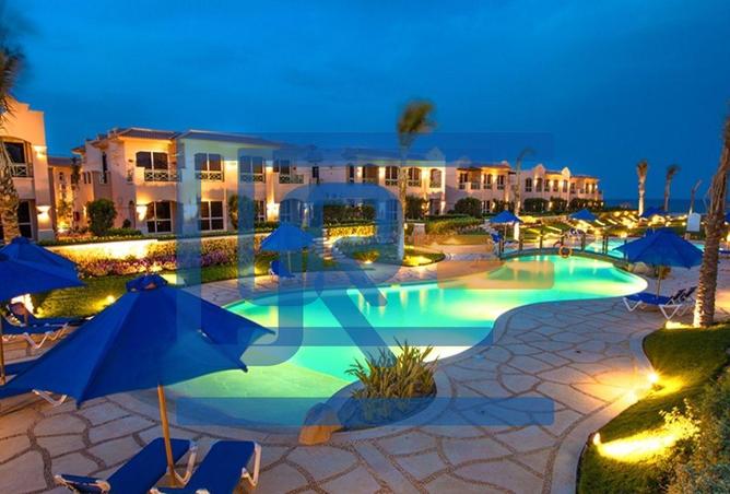 Chalet - 2 Bedrooms - 2 Bathrooms for sale in La Vista Gardens - La Vista - Al Ain Al Sokhna - Suez