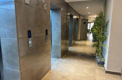 Apartment - 2 Bedrooms - 3 Bathrooms for sale in Village Views - Zed Towers - Sheikh Zayed Compounds - Sheikh Zayed City - Giza