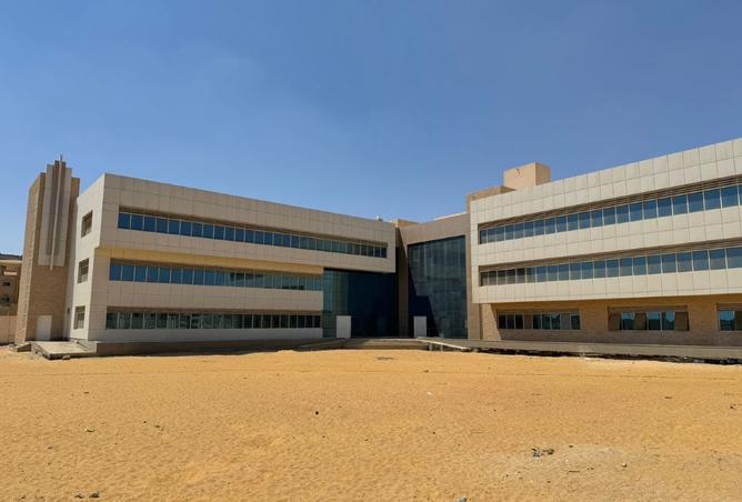 8312500 - Property Image 3