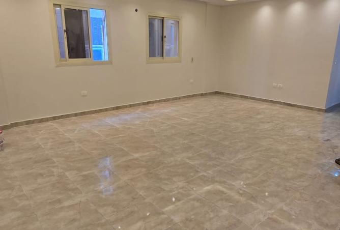 8445574 - Property Main Image