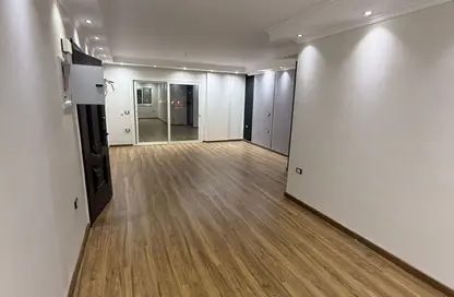 Apartment - 3 Bedrooms - 2 Bathrooms for sale in Madinaty - Cairo
