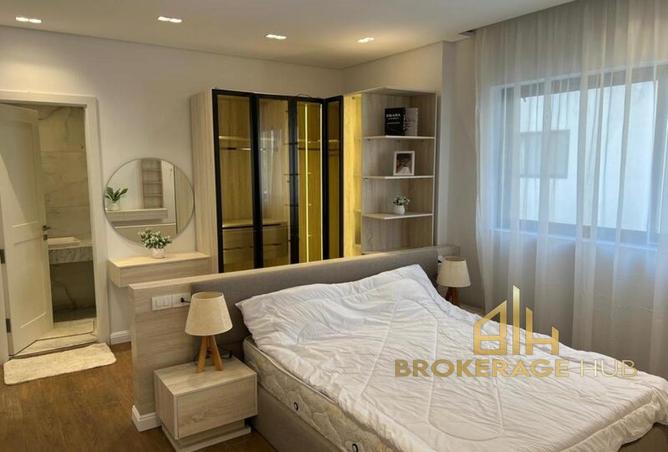 8247372 - Property Image 2