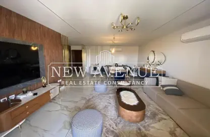 Apartment - 2 Bedrooms - 2 Bathrooms for sale in The Residences - Hyde Park - New Cairo City - Cairo