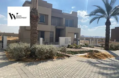 Villa - 5 Bedrooms - 5 Bathrooms for sale in Palm Hills New Cairo - 5th Settlement Compounds - The 5th Settlement - New Cairo City - Cairo