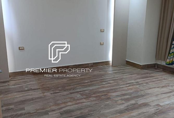 8363477 - Property Main Image