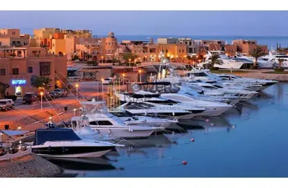 شقة - 2 غرف نوم - 3 حمامات للبيع في كاماران - الجونة - الغردقة - محافظة البحر الاحمر