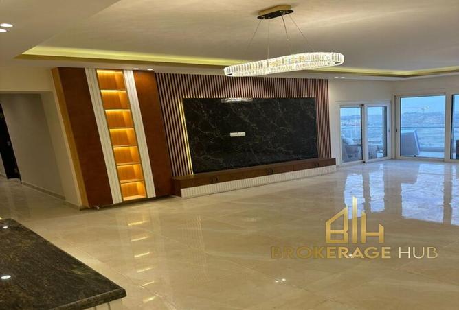 8032811 - Property Main Image
