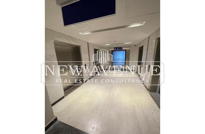 Office Space - Studio - 4 Bathrooms for rent in Hyde Park Business District Mall - South Teseen St. - The 5th Settlement - New Cairo City - Cairo