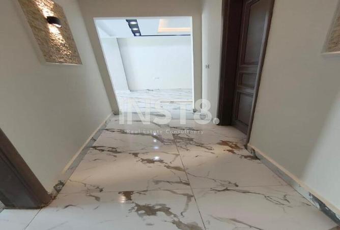 8161821 - Property Image 2