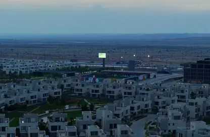 تاون هاوس - 4 غرف نوم - 4 حمامات للبيع في كمبوند البروج - كمبوندات الشروق - مدينة الشروق - القاهرة