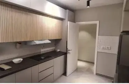 Apartment - 3 Bedrooms - 3 Bathrooms for sale in Village West - Sheikh Zayed Compounds - Sheikh Zayed City - Giza