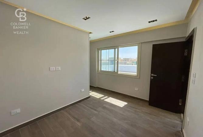 8372272 - Property Image 3