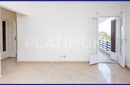 Apartment - 2 Bedrooms - 2 Bathrooms for sale in Al Shaheed Youssef El Sebaey St. - Al Maamoura - Hay Than El Montazah - Alexandria